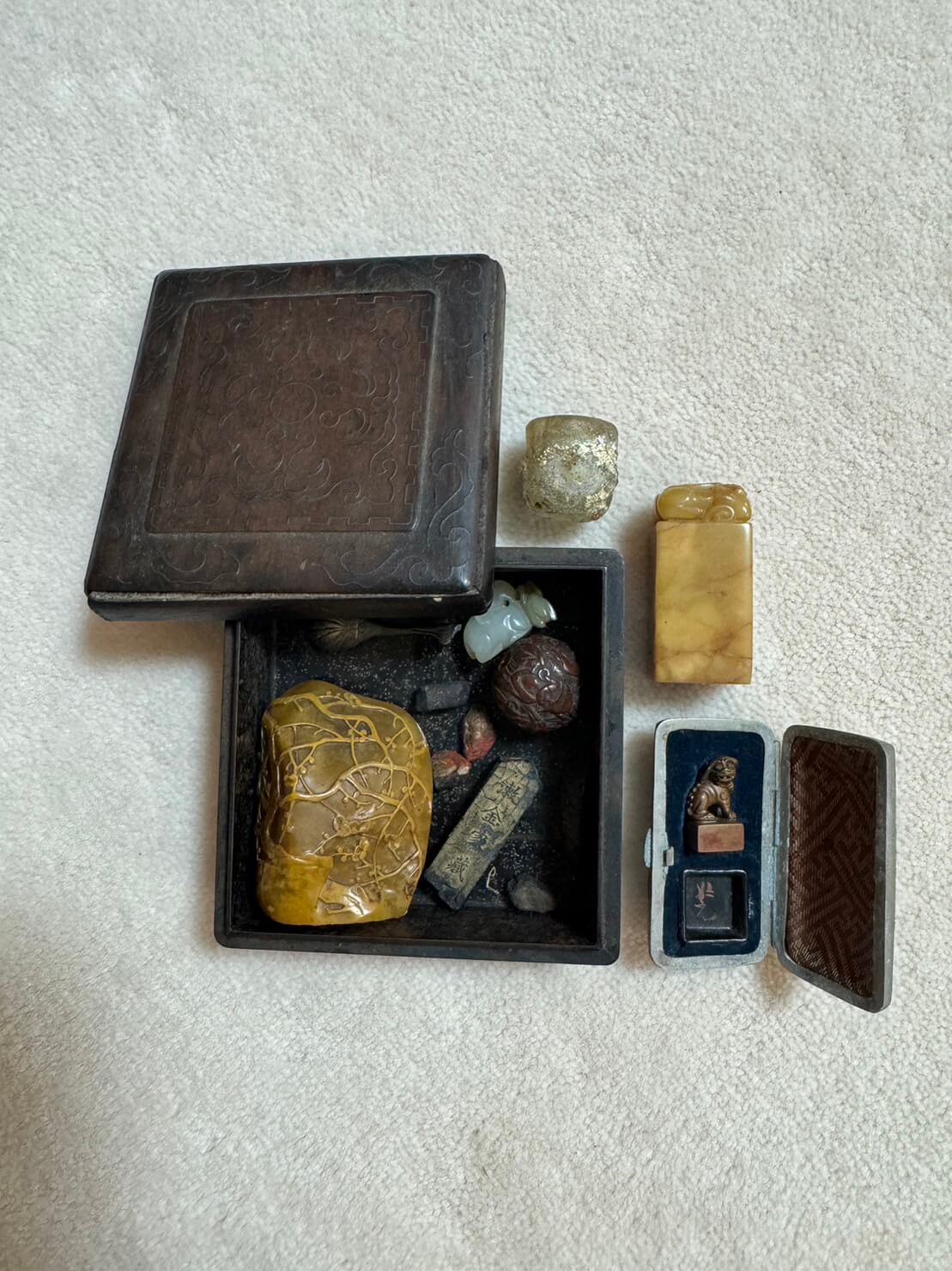 遺品整理で高価買取が期待できる骨董品5選とその見極め方 | 骨董品買取