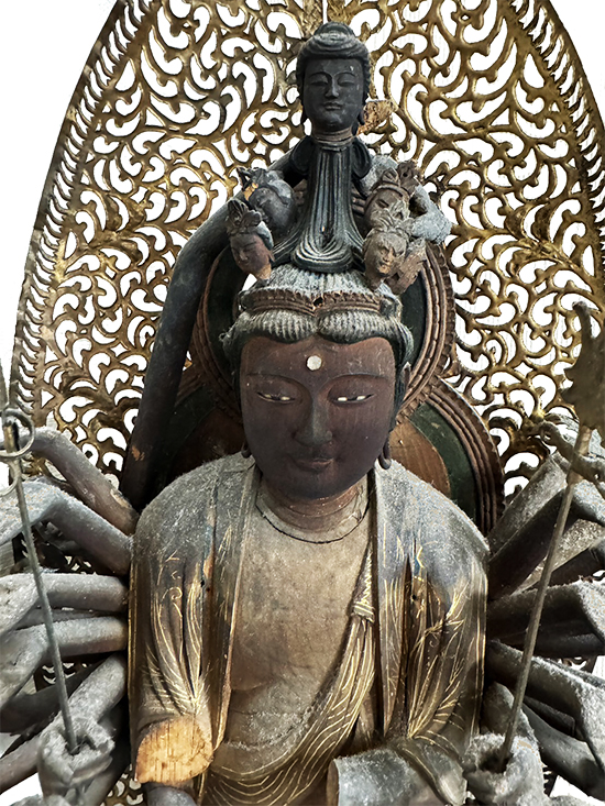 十一面千手観音菩薩坐像
