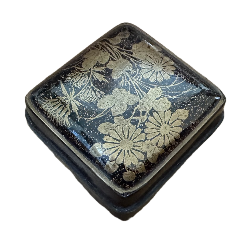 金蒔絵の香合