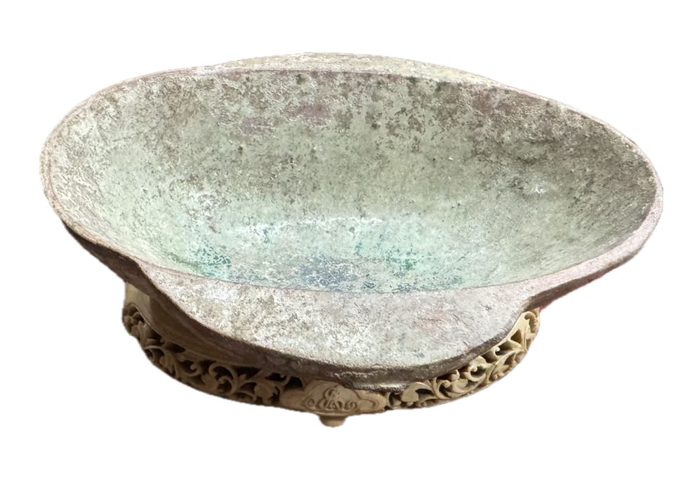 漢代の緑釉(りょくゆう)陶器