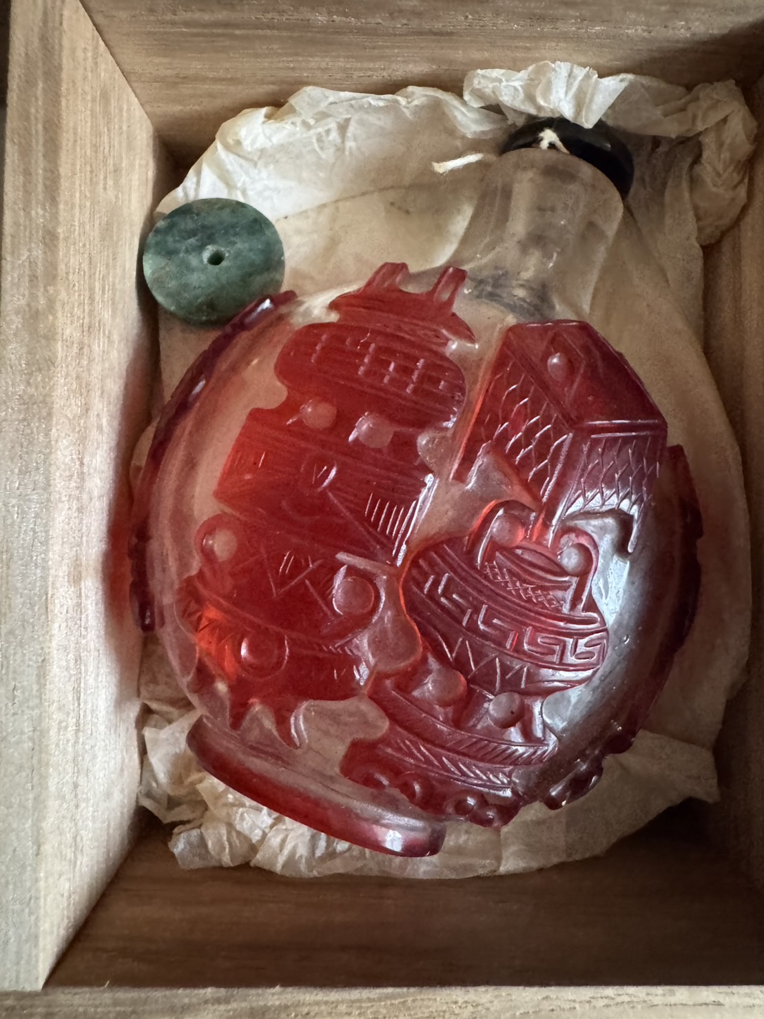 乾隆ガラス 鼻煙壺 | 買取実績 | 骨董品買取専門の古美術永澤