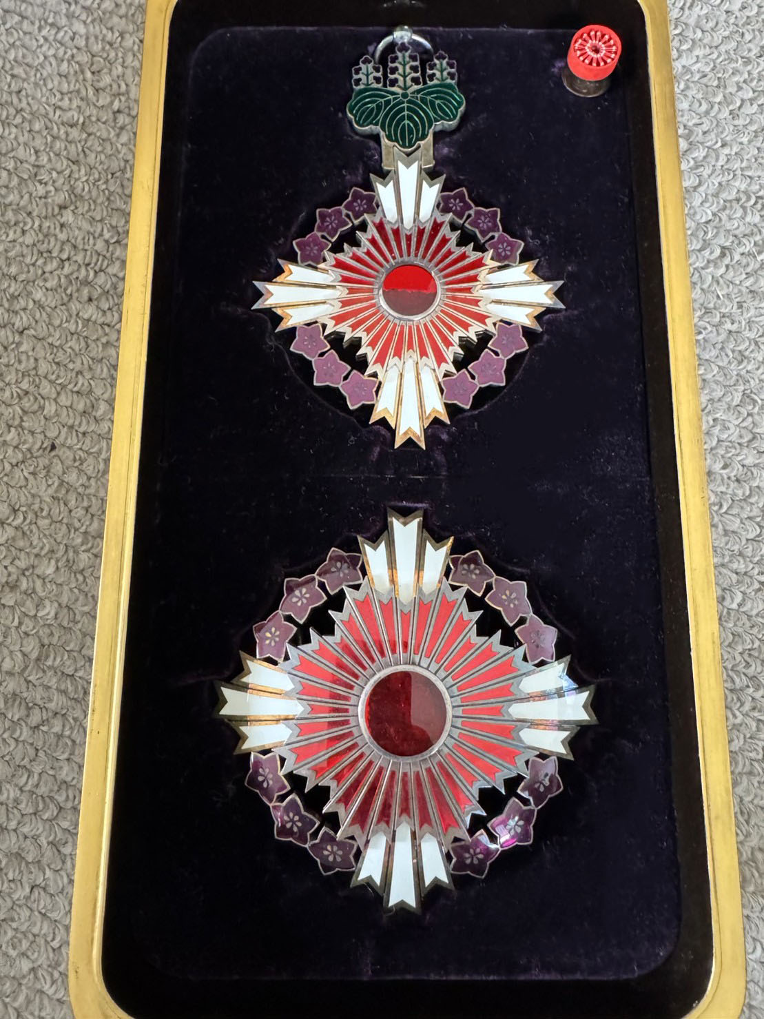 勲一等旭日桐花大綬章