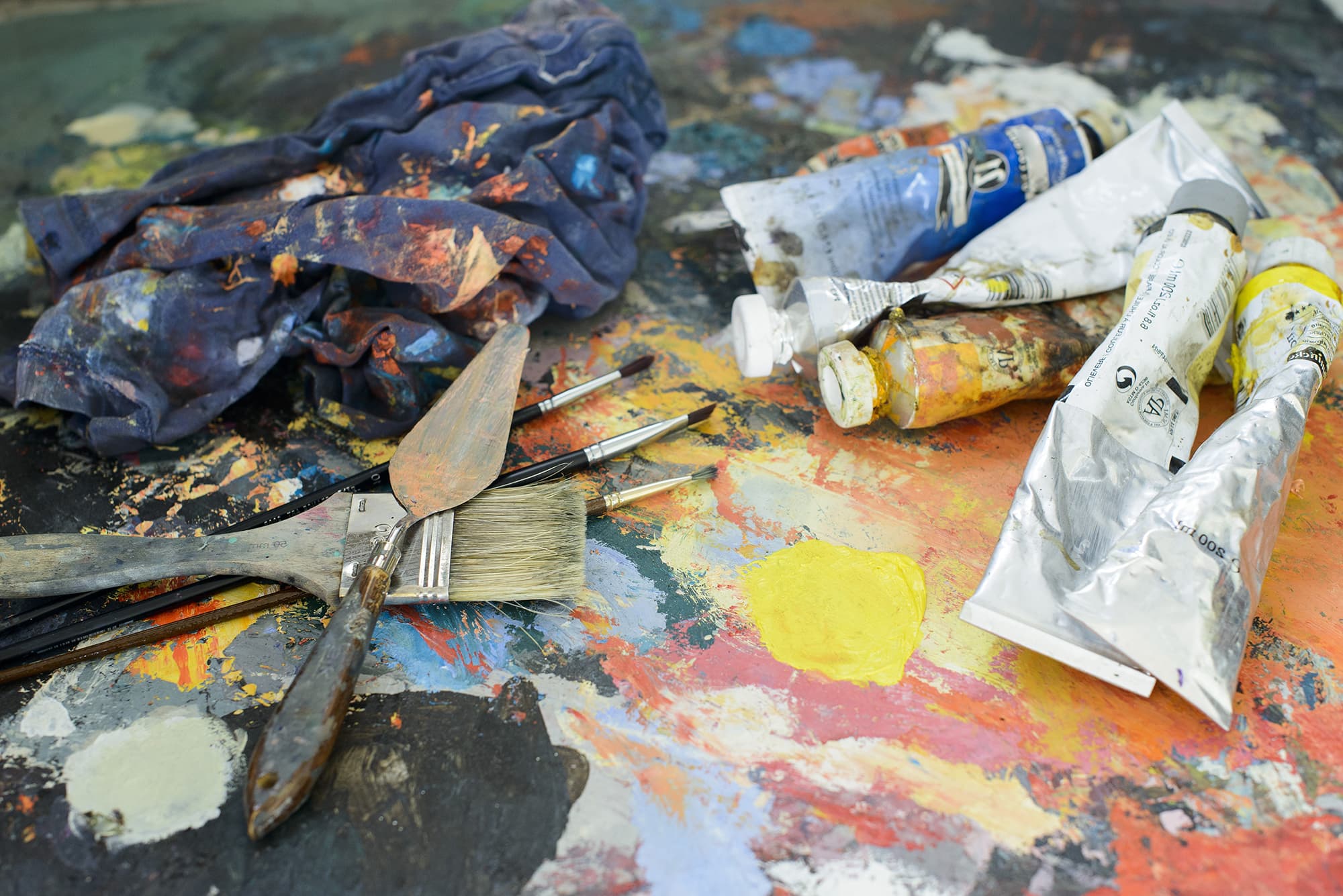 チューブ絵の具の登場と大衆化