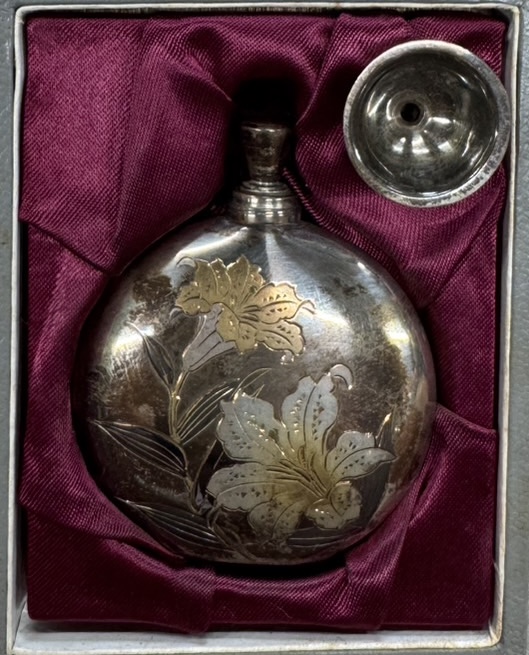 銀製 香水入