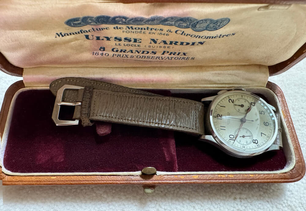 ユリス・ナルダンのクロノグラフ腕時計