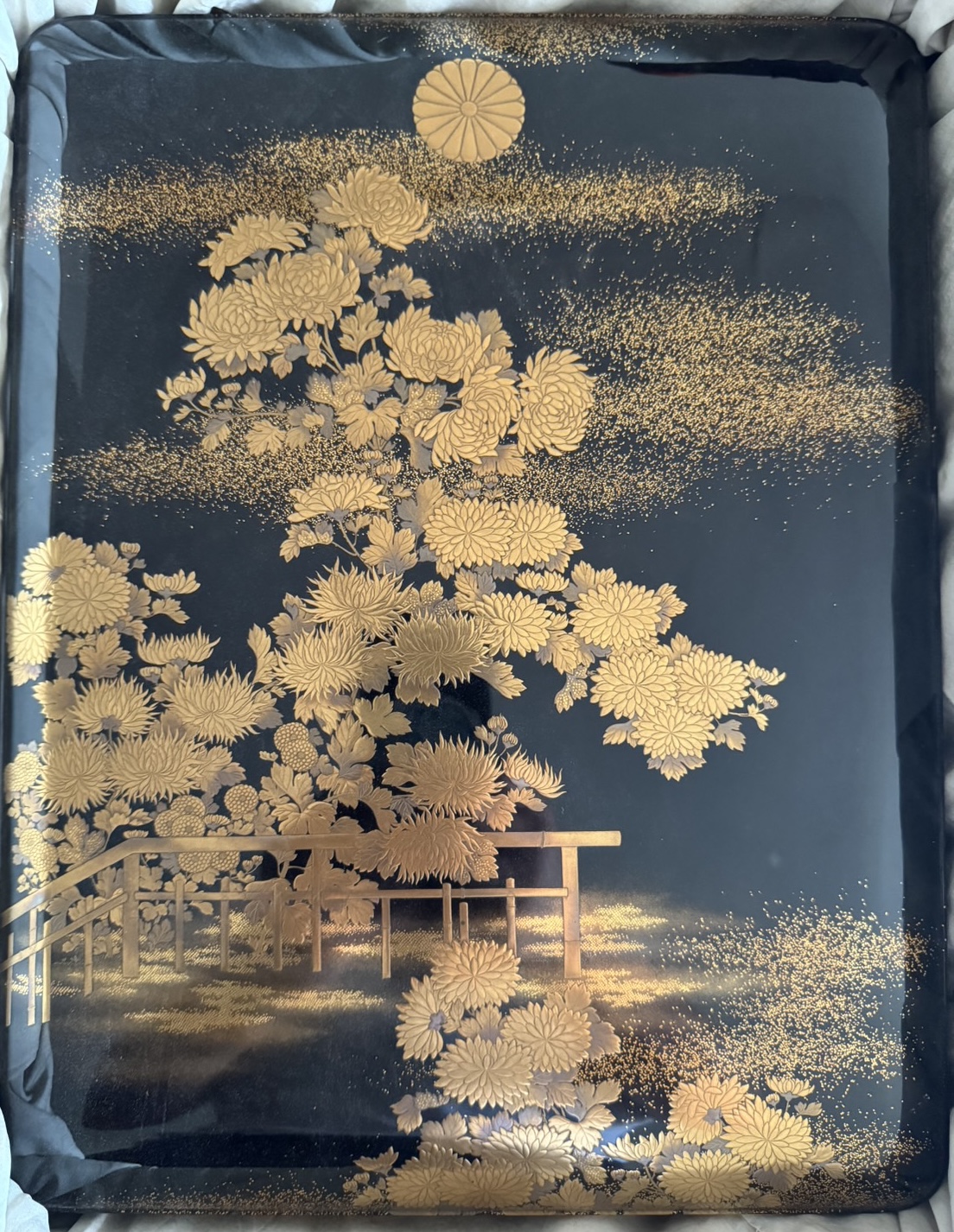 皇室御下賜品（ごかしひん）蒔絵箱