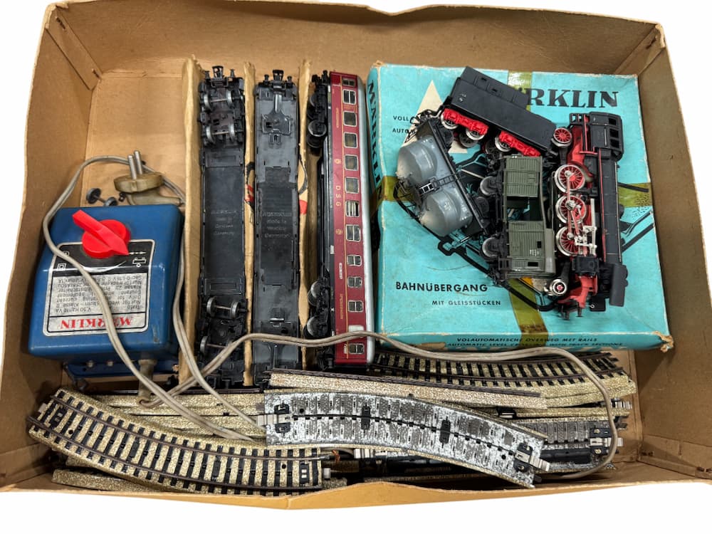 メルクリン(MERKLIN)の鉄道模型・線路など