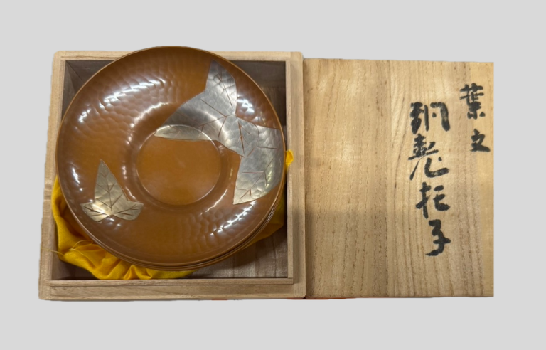 葉文 銅茶托(はもん どうちゃたく)