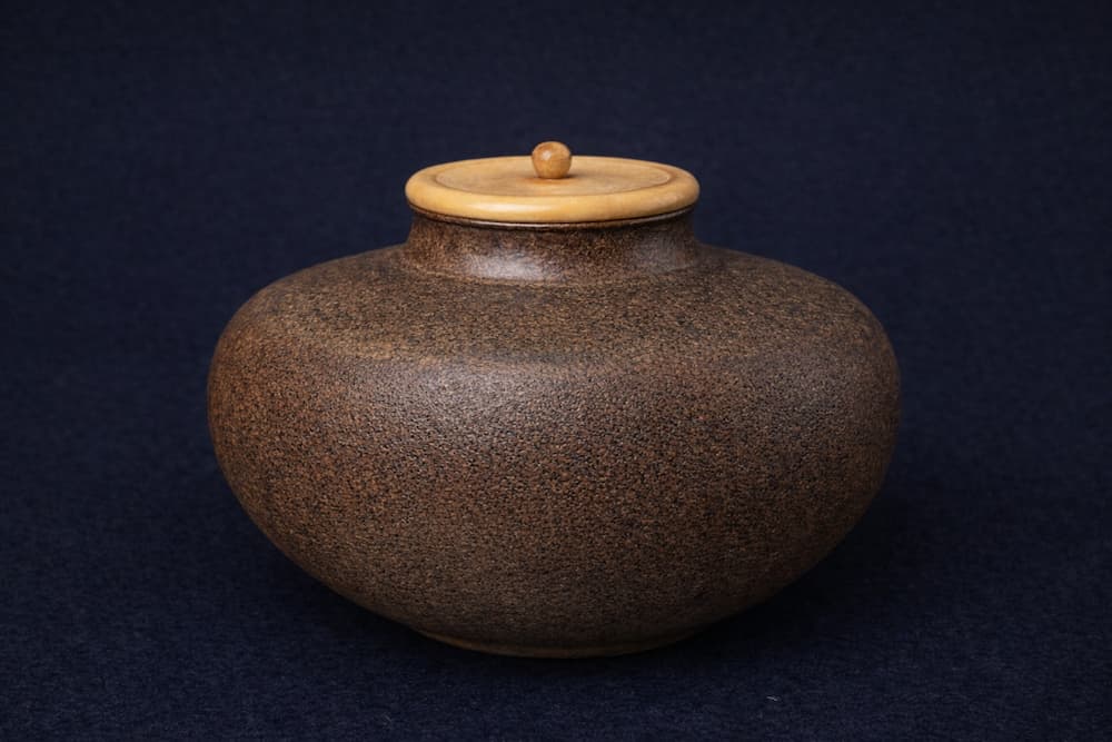 大海茶入(たいかいちゃいれ)