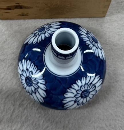 源右衛門窯 染付菊絵花瓶