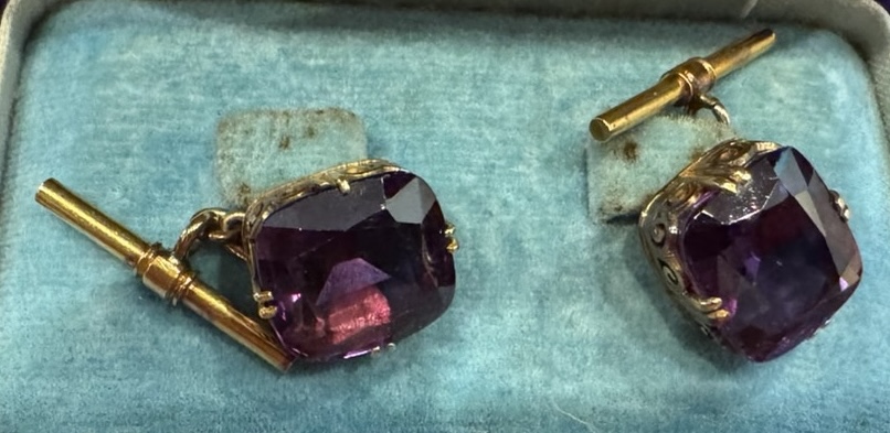 アメジストカフスボタン