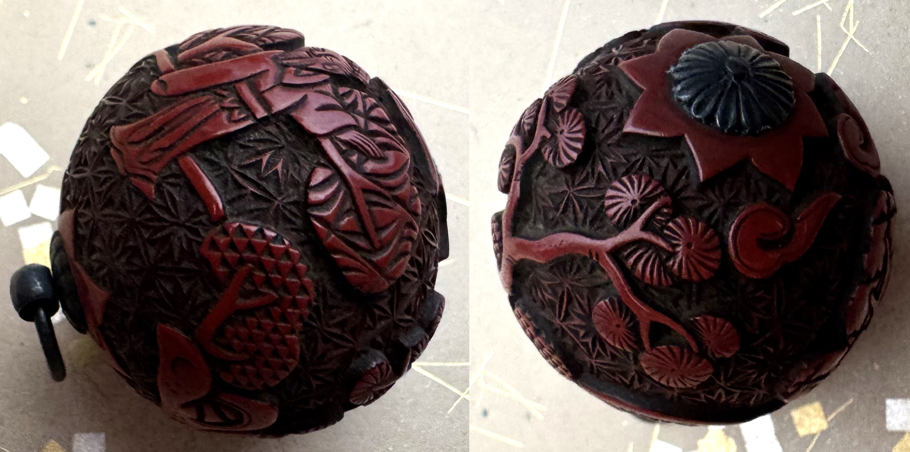 堆朱(ついしゅ)玉根付 彫漆(ちょうしつ)吉祥文様