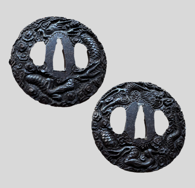 記内派（きない）刀装具 鍔