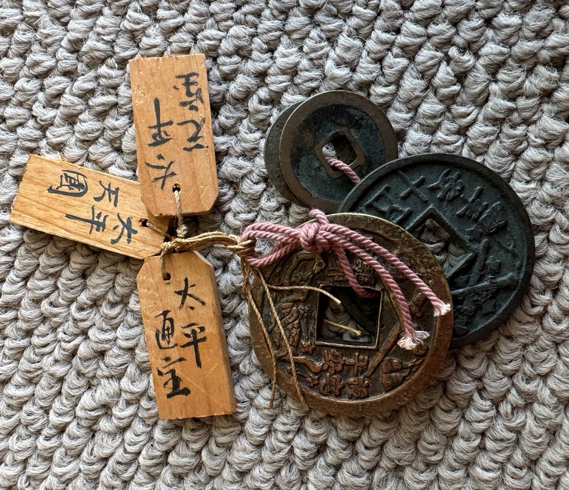 ee116e3b-54b7-40cd-91c0-aab21974fc5c