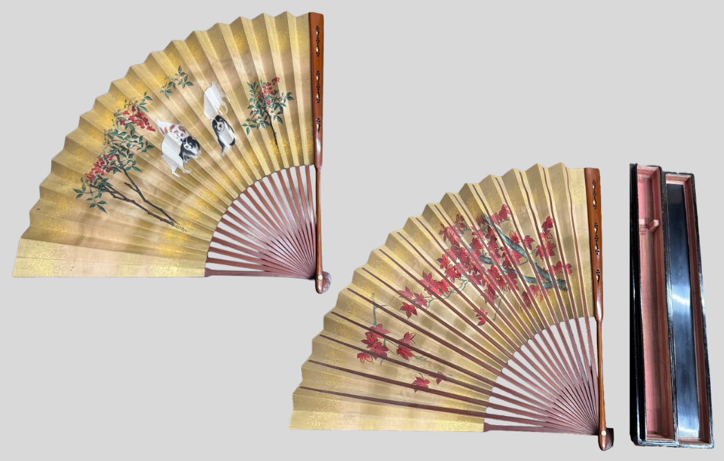 飾り扇子 仔犬図・紅葉図