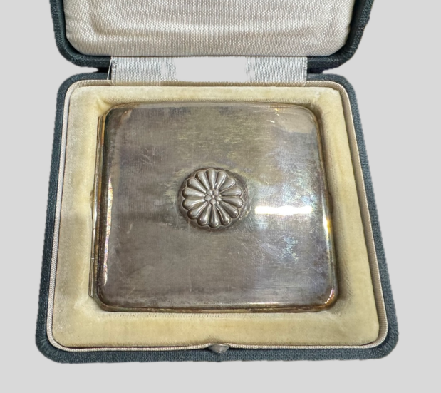 皇室御下賜品 銀製 煙草入