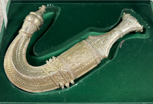 ハンジャル(三日月形の短剣)レプリカ