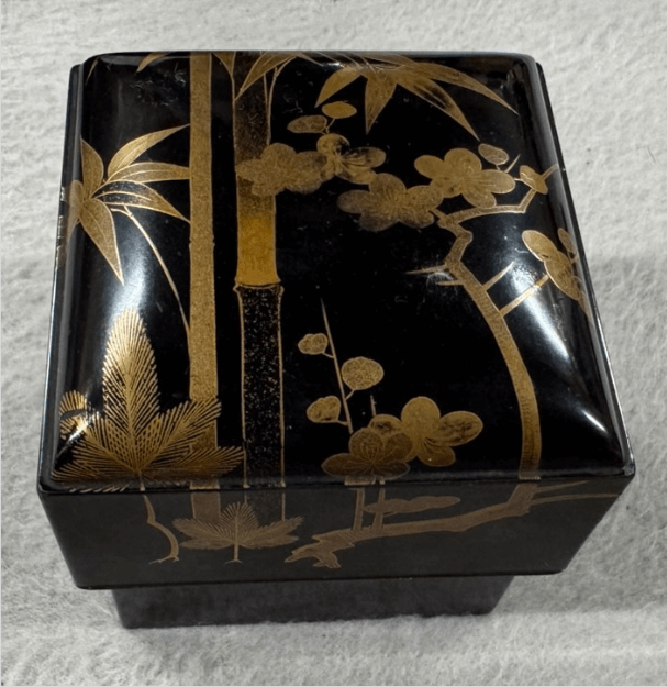 蒔絵化粧道具箱