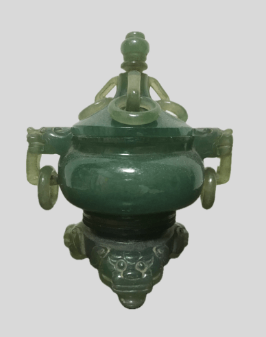 翡翠 獣耳環付三足香炉