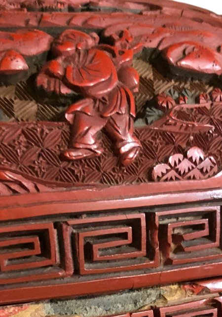 漆工哲学における堆朱～厳しい専門家の教え