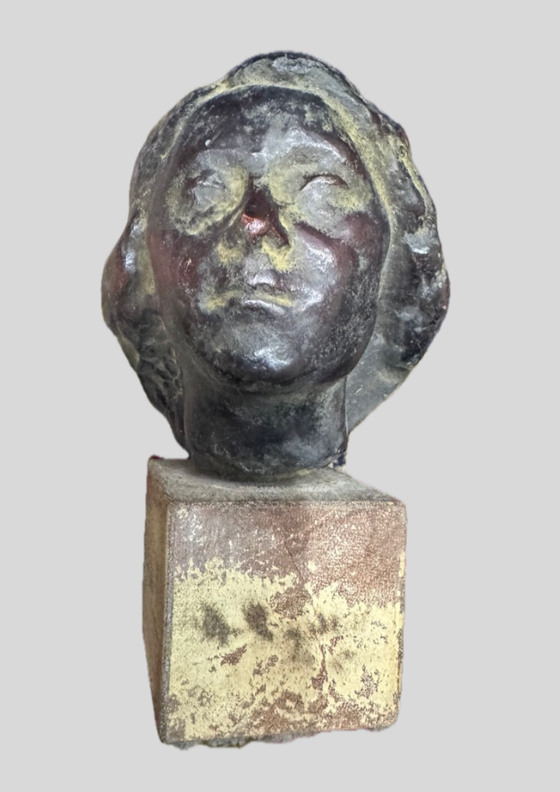 加藤顕清「顔」ブロンズ像