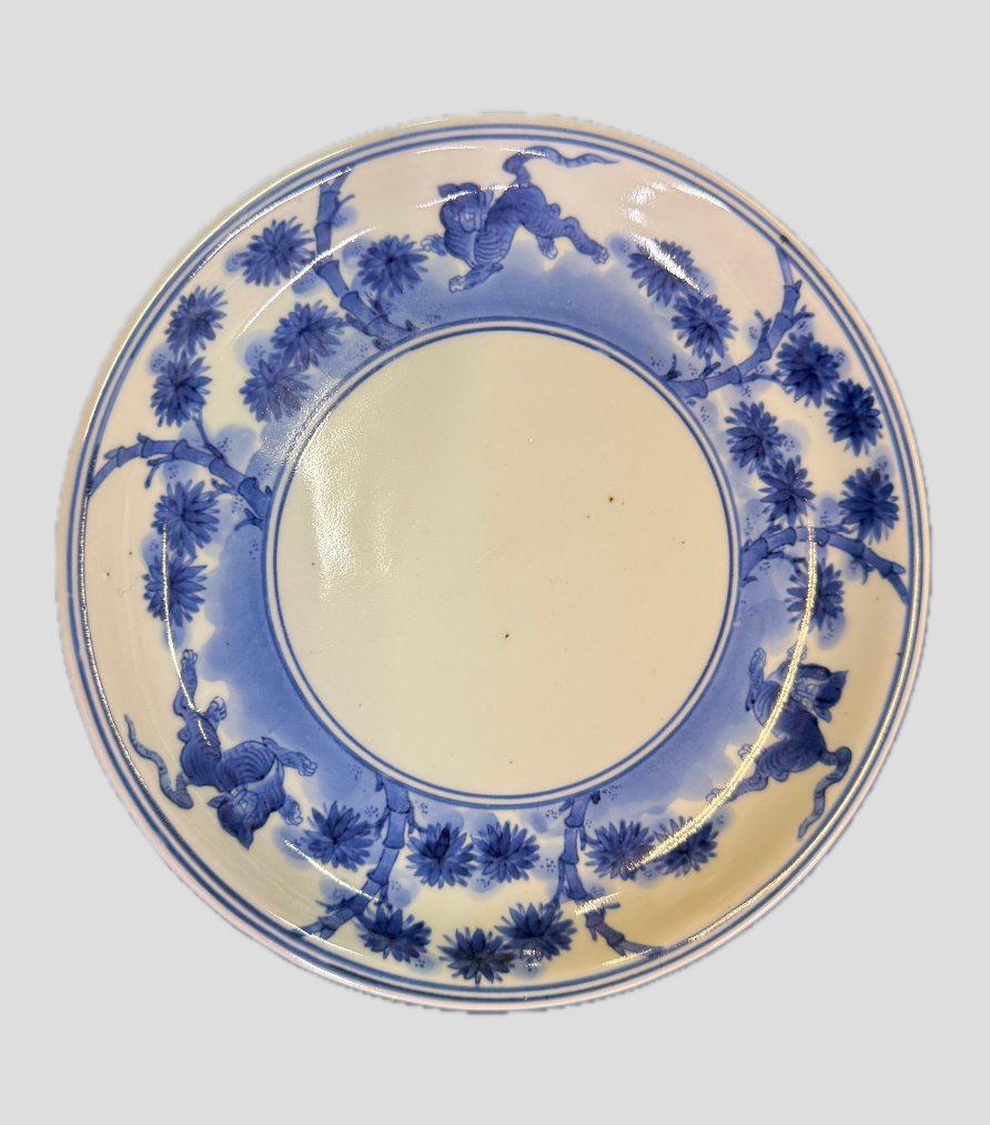 伊万里焼 染付皿 竹虎図