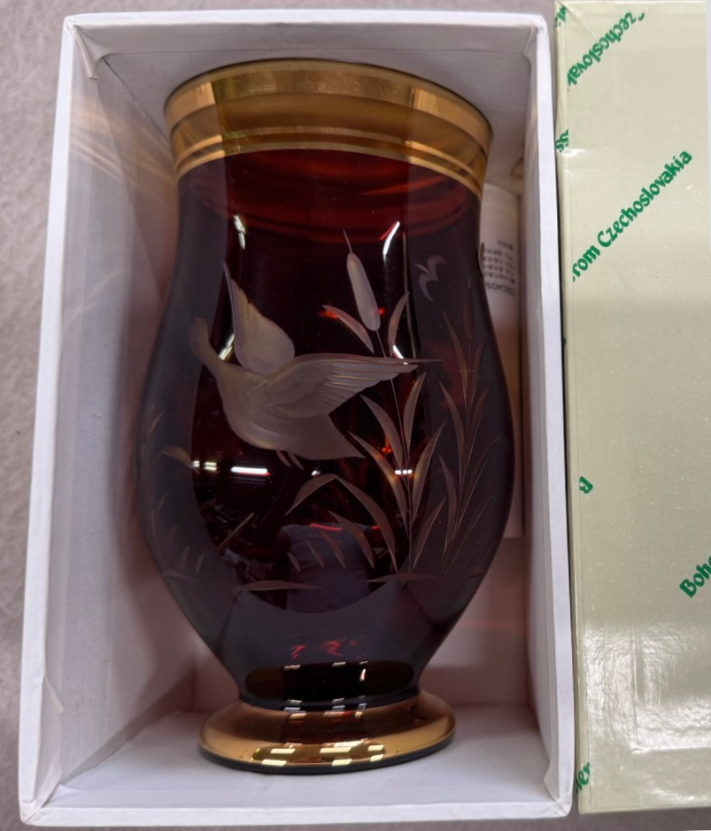 ボヘミアガラス エーゲルマン製 花瓶 水鳥図