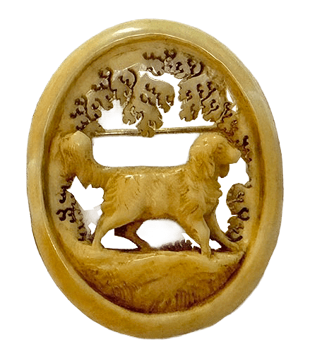 象牙細密彫り（カーブドアイボリー）ブローチ 犬モチーフ
