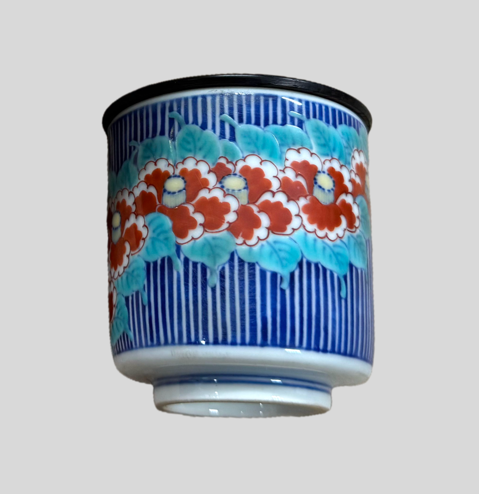 色鍋島椿文煎茶碗