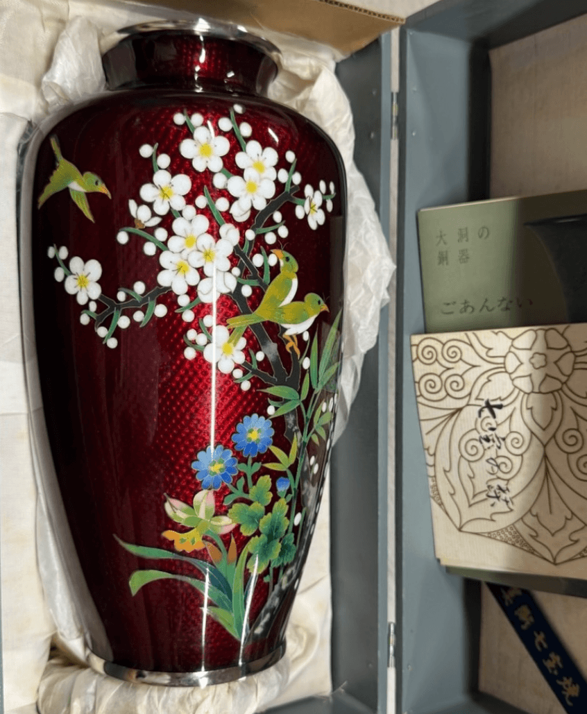 七宝赤透花瓶 梅鳥文 | 買取実績 | 骨董品買取専門の古美術永澤