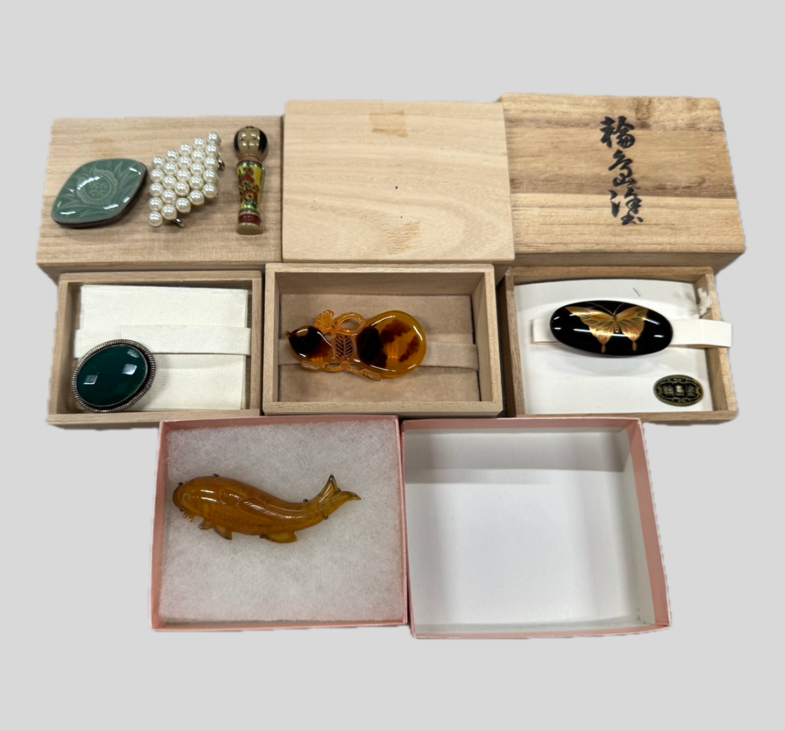 蒔絵・鼈甲帯留コレクション