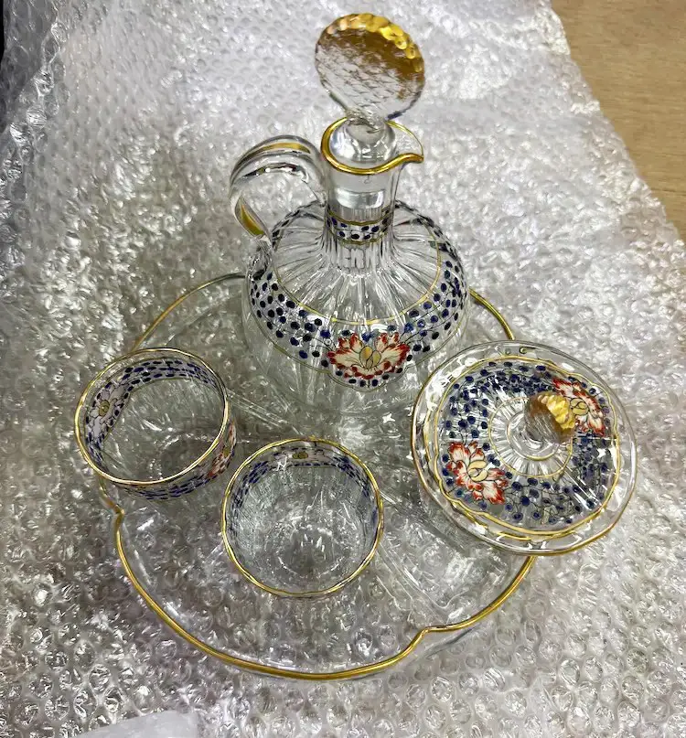 お買取りしたガラス工芸品