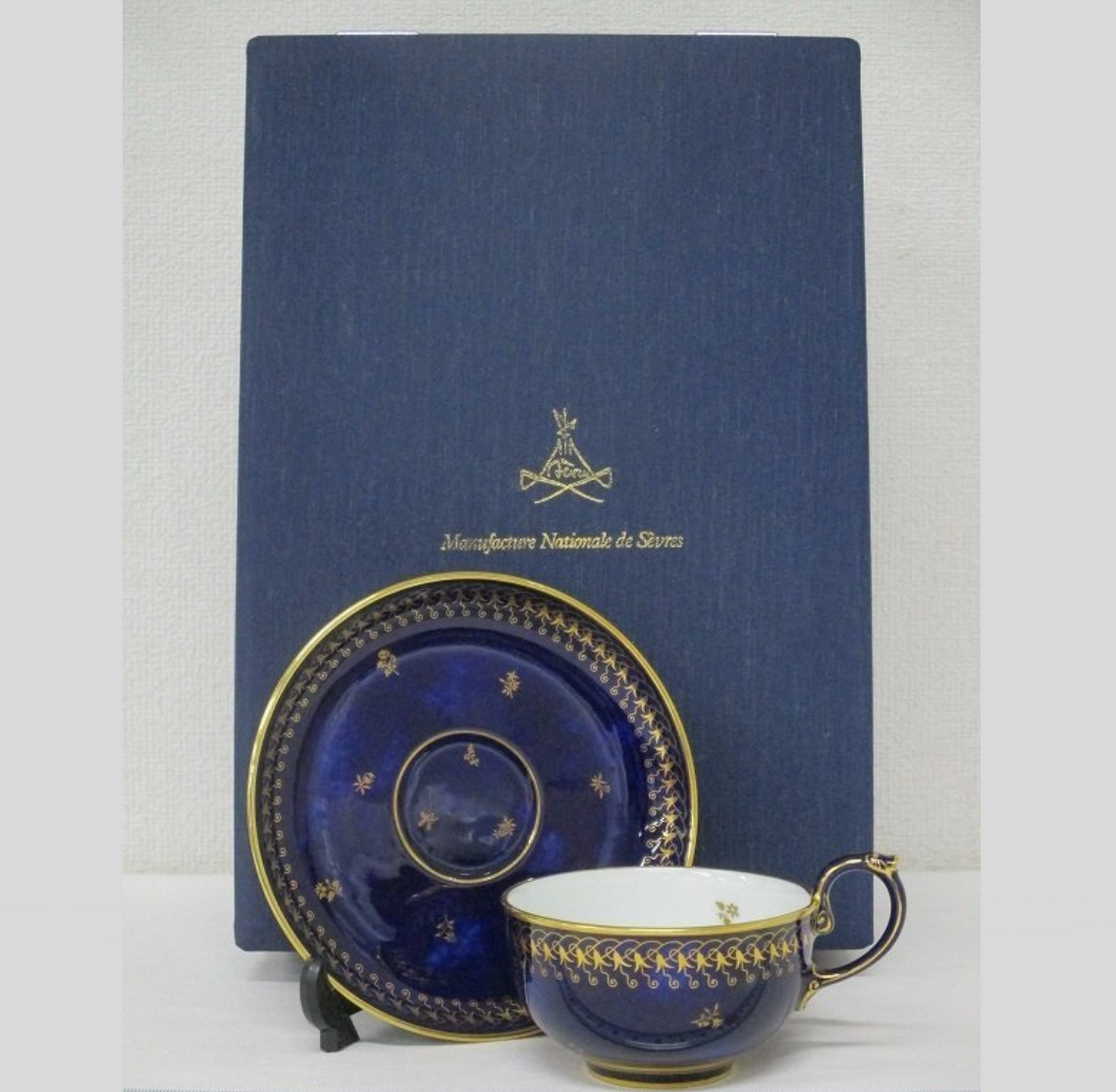 セーブル SEVRES ブルーラピ地 金彩 カップ&ソーサー