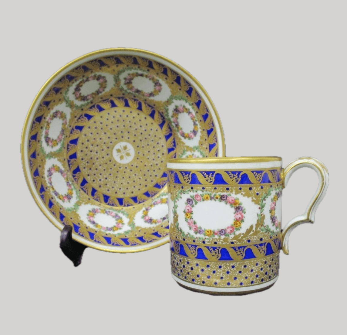 オールド セーブル(SEVRES)金彩 花文 カップ&ソーサー